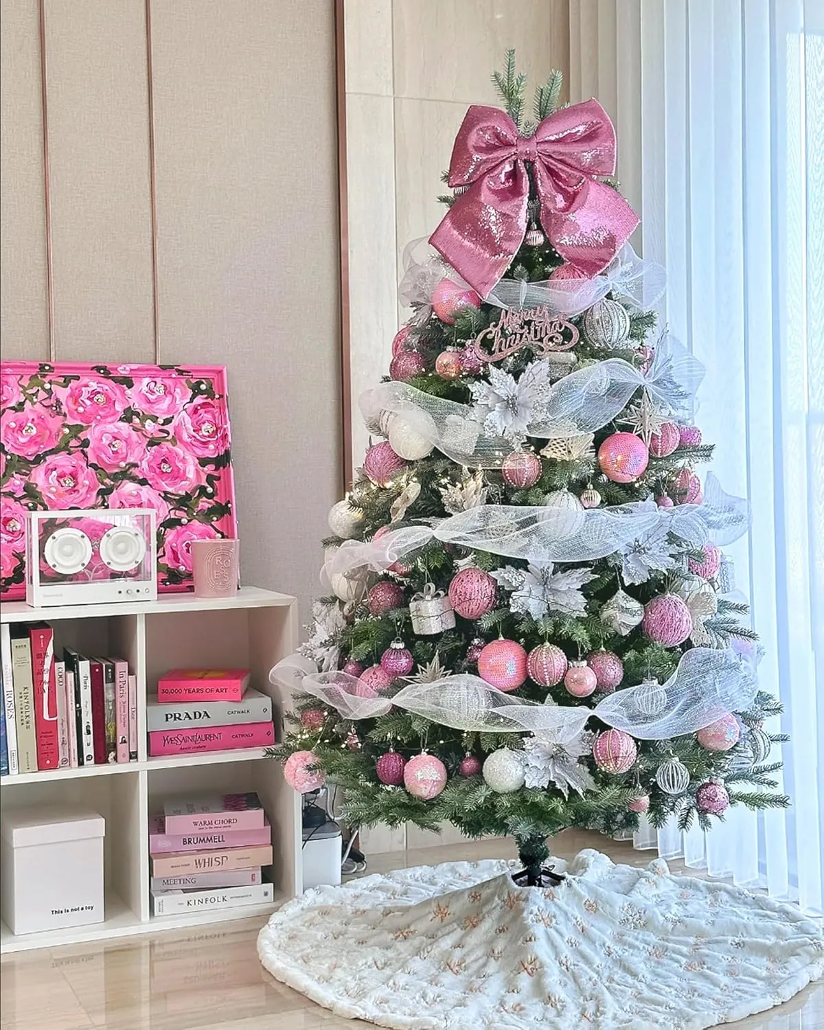 48 Inch Christmas Tree Skirt White Faux Fur with Sequin Snowflakes Large Rose Gold Thick Xmas Plush Tree Skirt Ornaments
