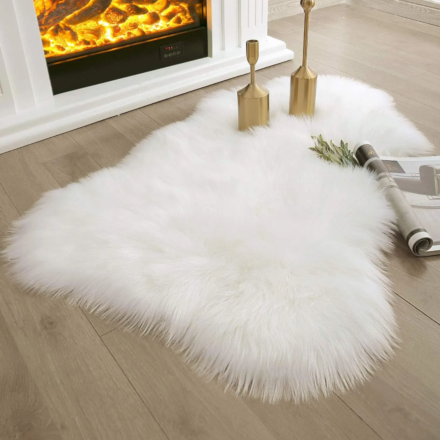 Ashler Faux Fur Rug, Fluffy White Small Sheepskin Rug, Ultra Soft 2x3 Ft Mat, Machine Washable Shag Mats, Nursery Throw for Bed, Living, Kids Room