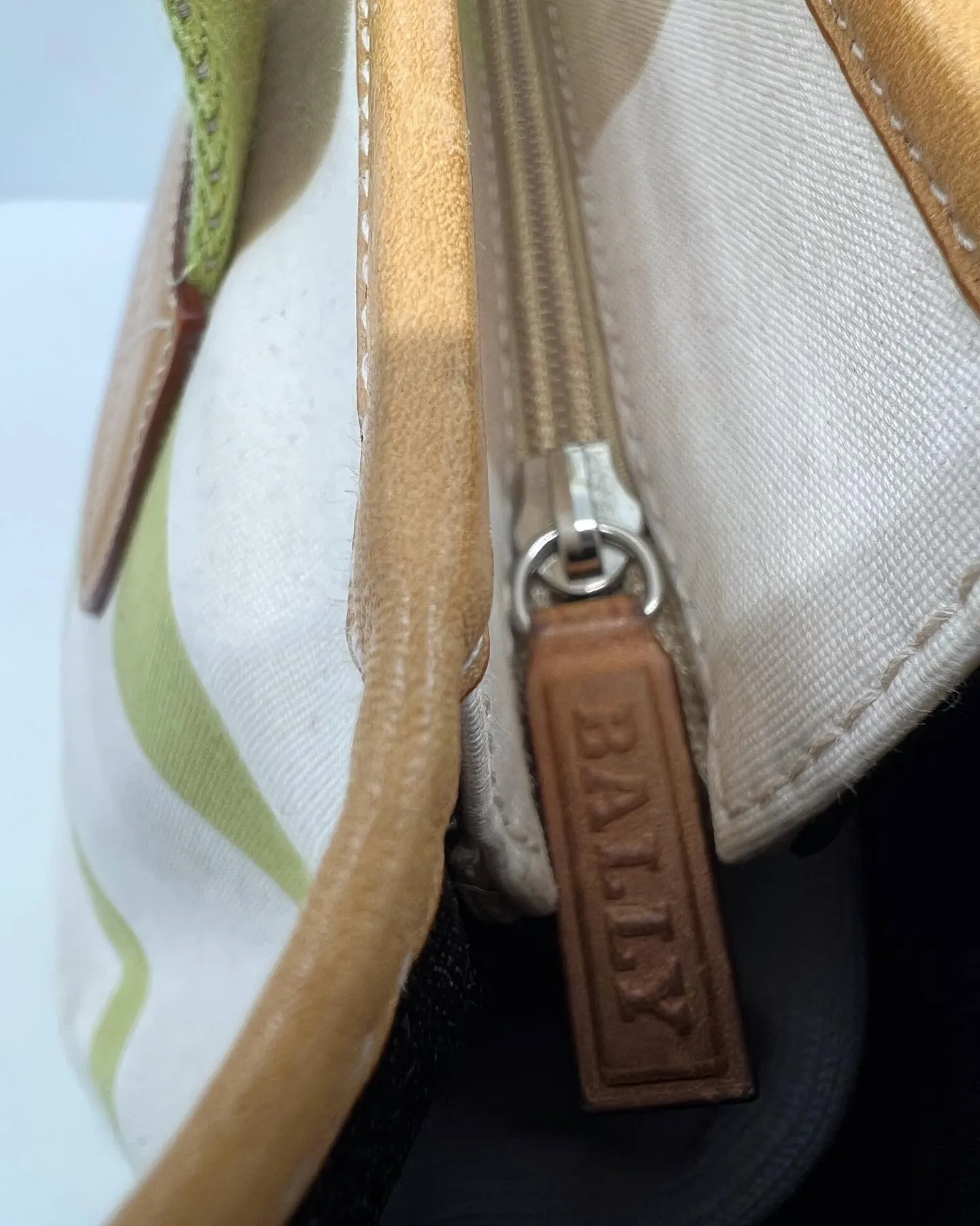 BALLY CABANA CANVAS LEATHER TOTE BAG