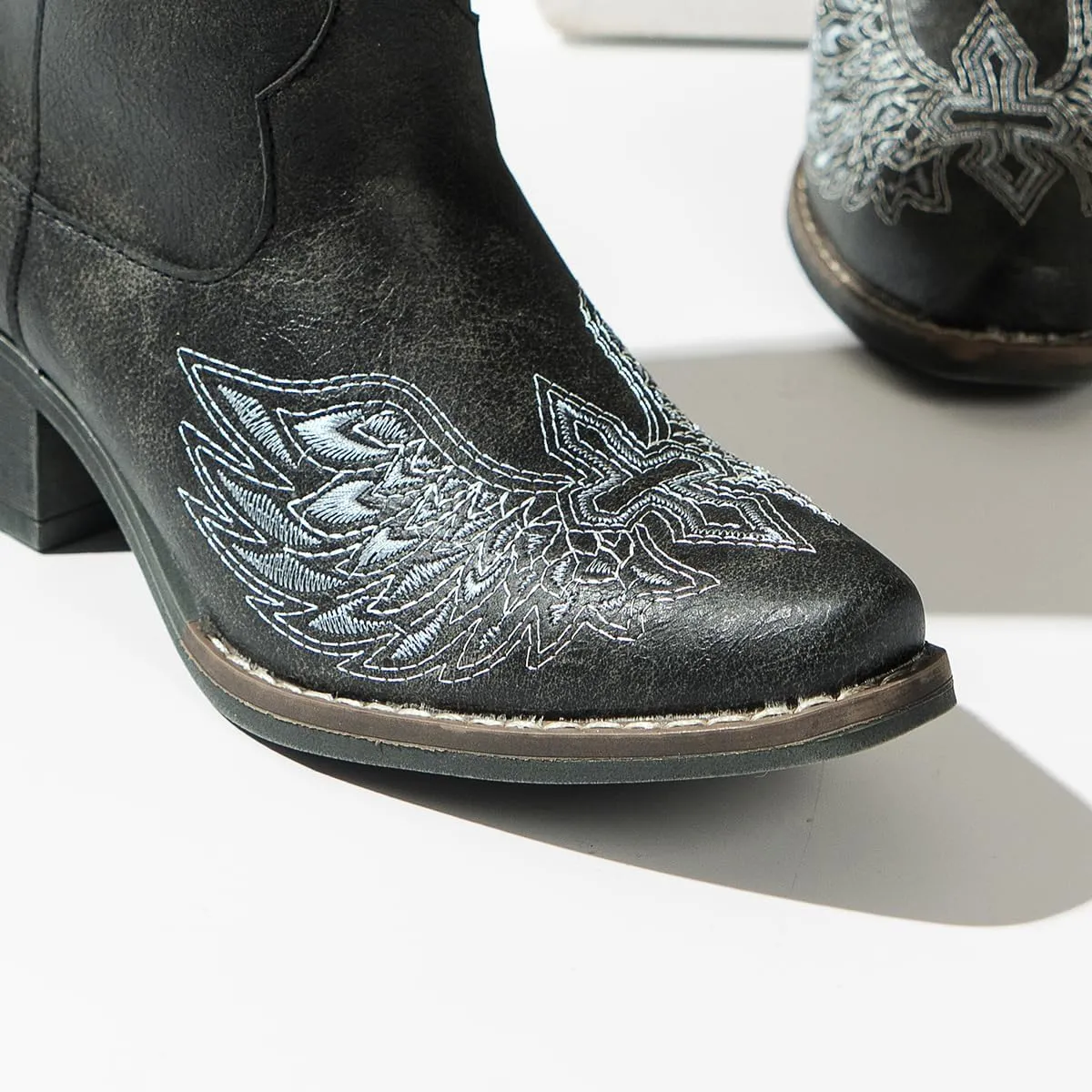 Chic Women's Embroidered Western Cowboy Boots – Angel Wings Design, Slip-On Mid-Calf Boots with Chunky Heel, Vintage Cowgirl Boots for Rodeo, Casual & Party Wear