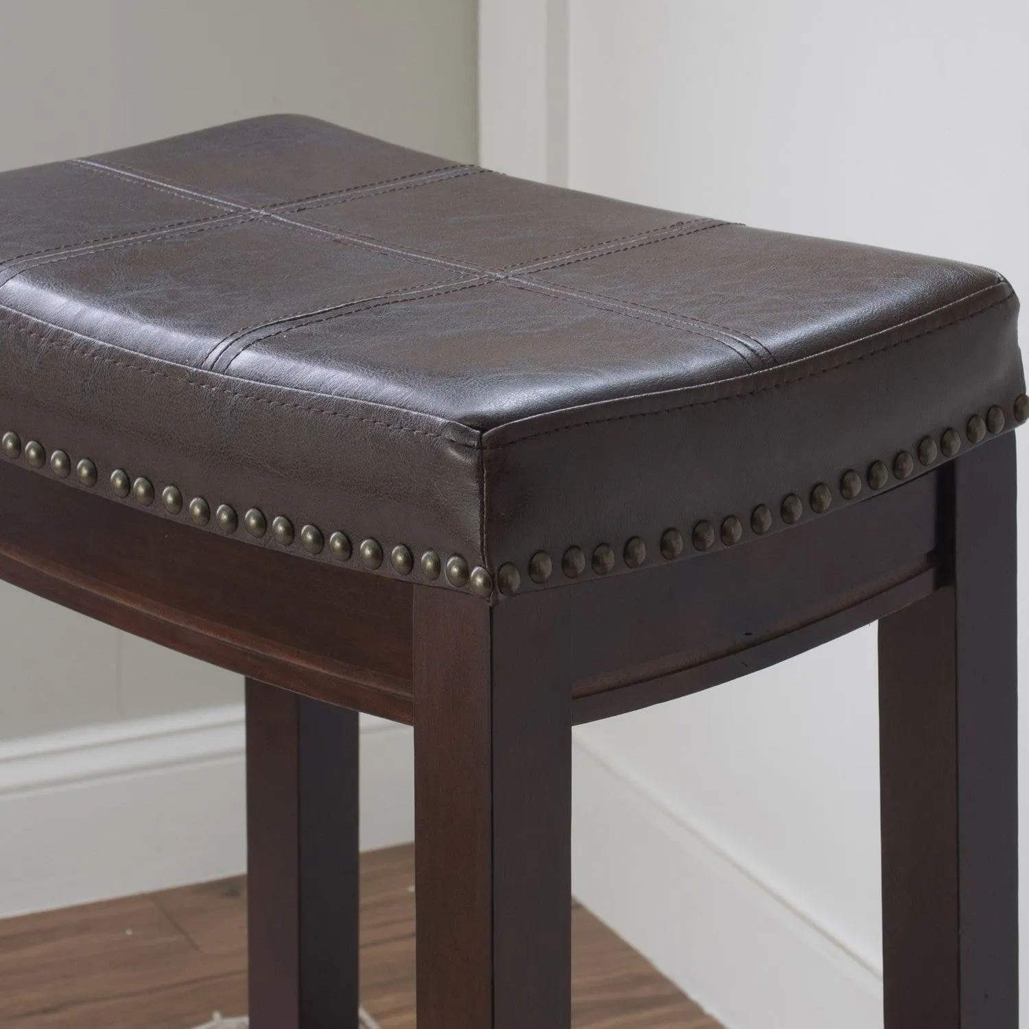 Claridge Faux Leather Backless Barstool - Browm|Tabouret bar Claridge en similicuir et sans dossier - brun