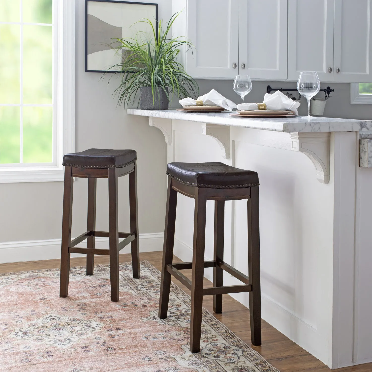 Claridge Faux Leather Backless Barstool - Browm|Tabouret bar Claridge en similicuir et sans dossier - brun