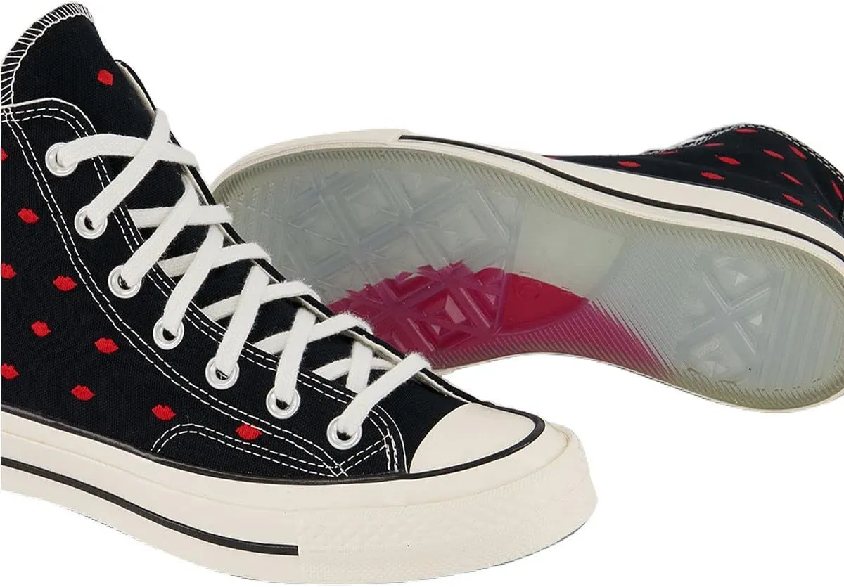 Converse Chuck 70 Hi Women's Embroidered Lips Canvas Trainers