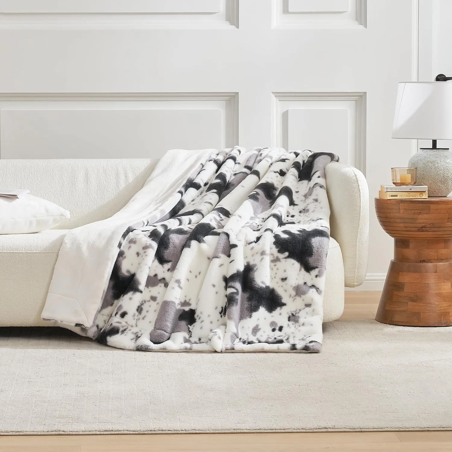 Cozy Bliss Cow Print Faux Fur Throw Blanket, Animal Printed Blankets Super Soft Warm Thick Fluffy Throws Home Decor for Couch Bed Sofa Women (Black&Grey Cow, 50x60 Inches)