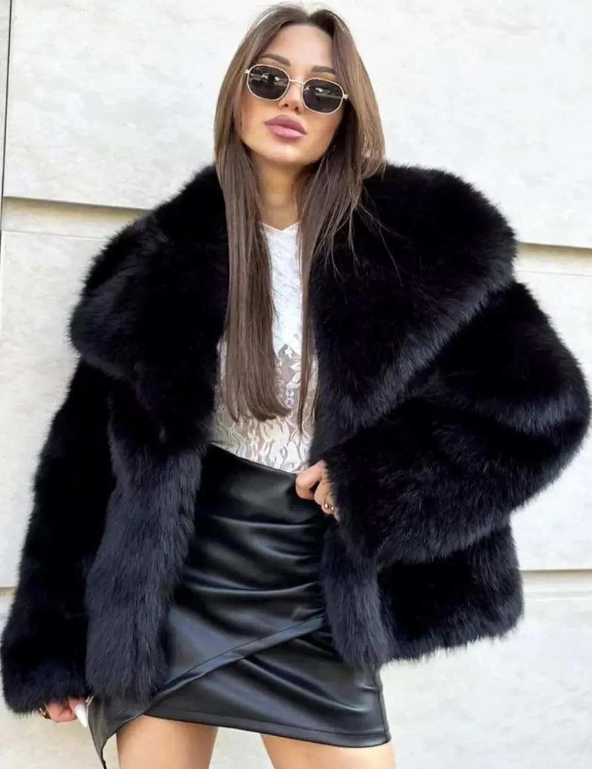 COZYPOIN Womens Faux Fur Jacket Fluffy Fur Cropped Coat Long Sleeve Open Front Fur Cape