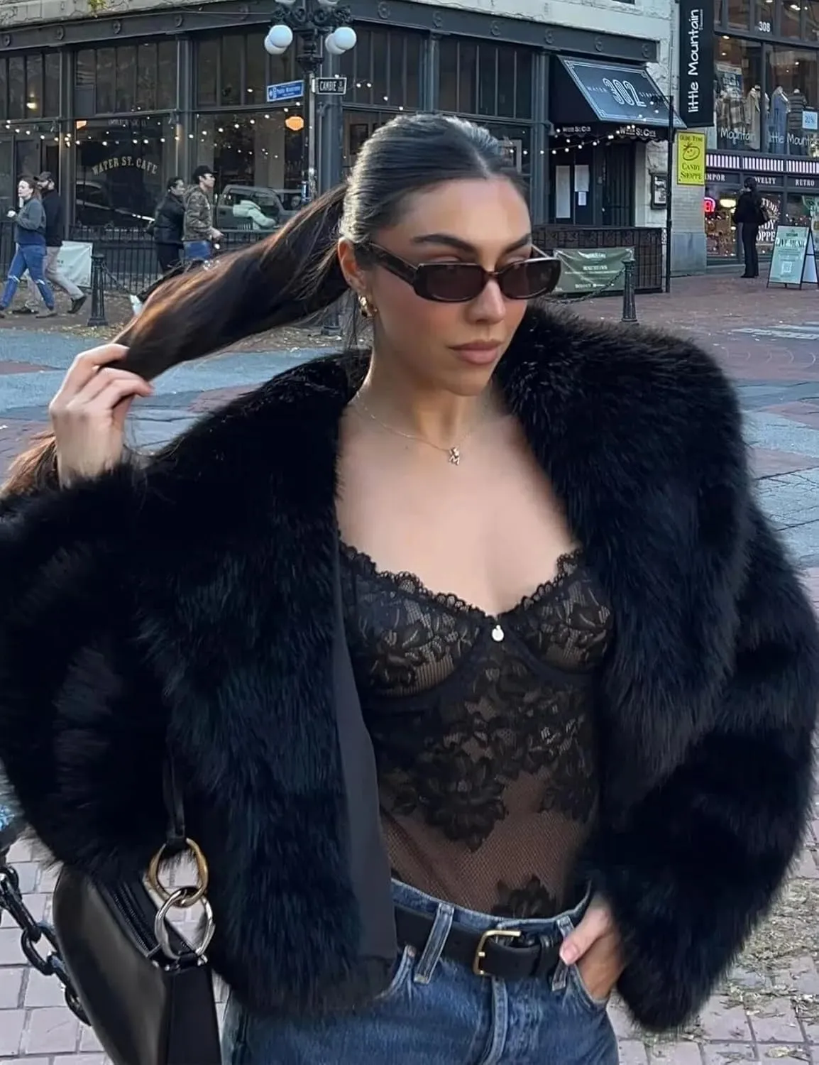 COZYPOIN Womens Faux Fur Jacket Fluffy Fur Cropped Coat Long Sleeve Open Front Fur Cape