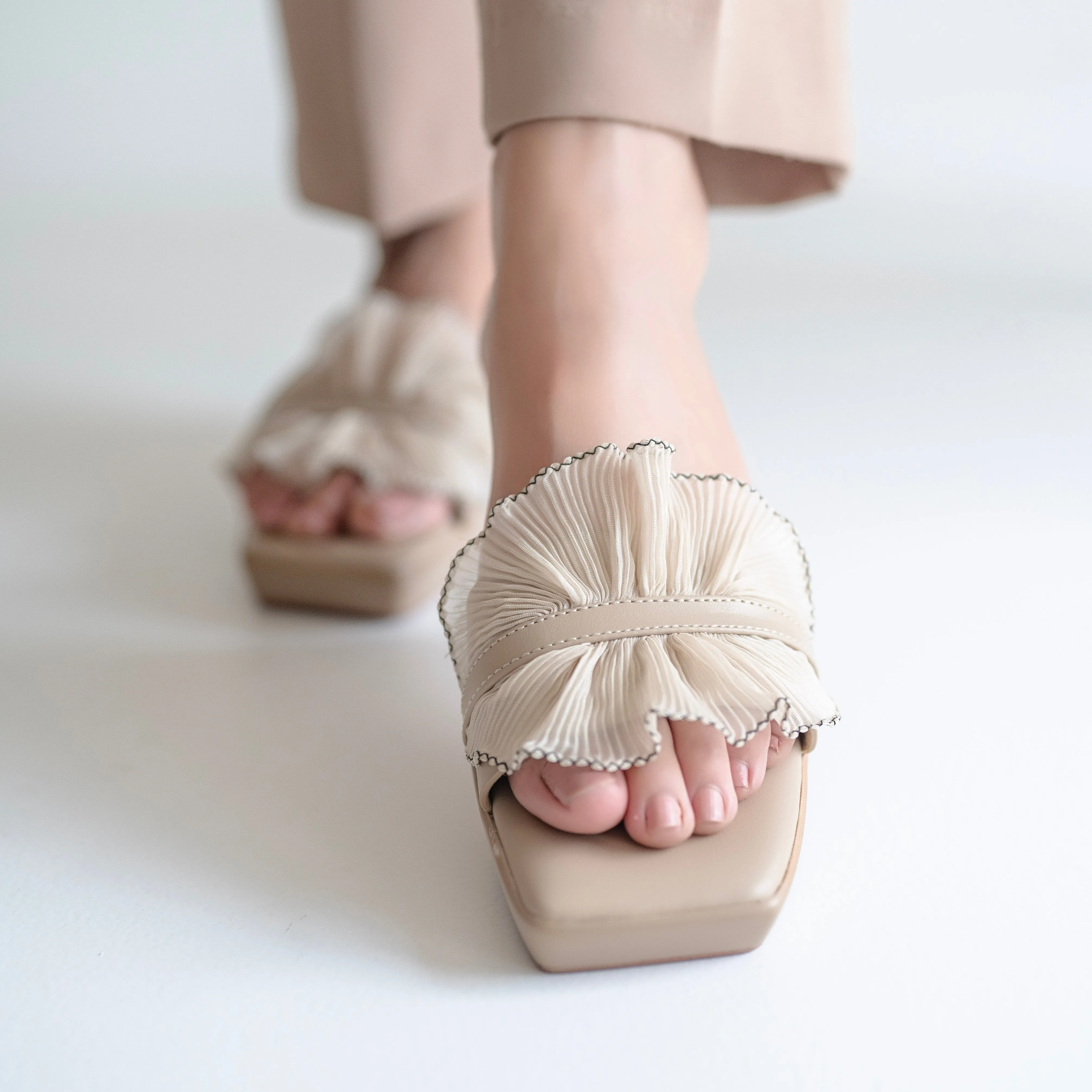 Crinkled Open Toe Platform