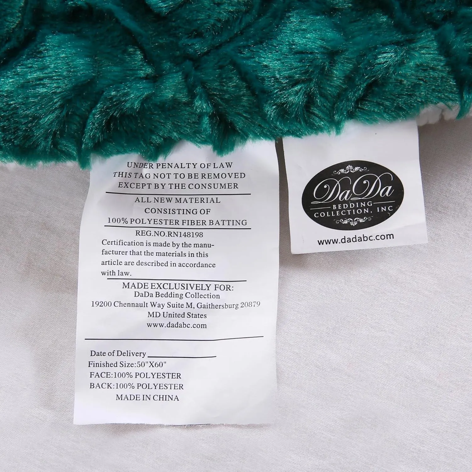 DaDa Bedding Lavish Emerald Teal Green Faux Fur Fuzzy Throw Blanket - Mermaid Scales Design White Sherpa Backside - Soft Warm Plush Bright Vibrant Jewel Tones Embossed for Bed/Couch - 50" x 60"