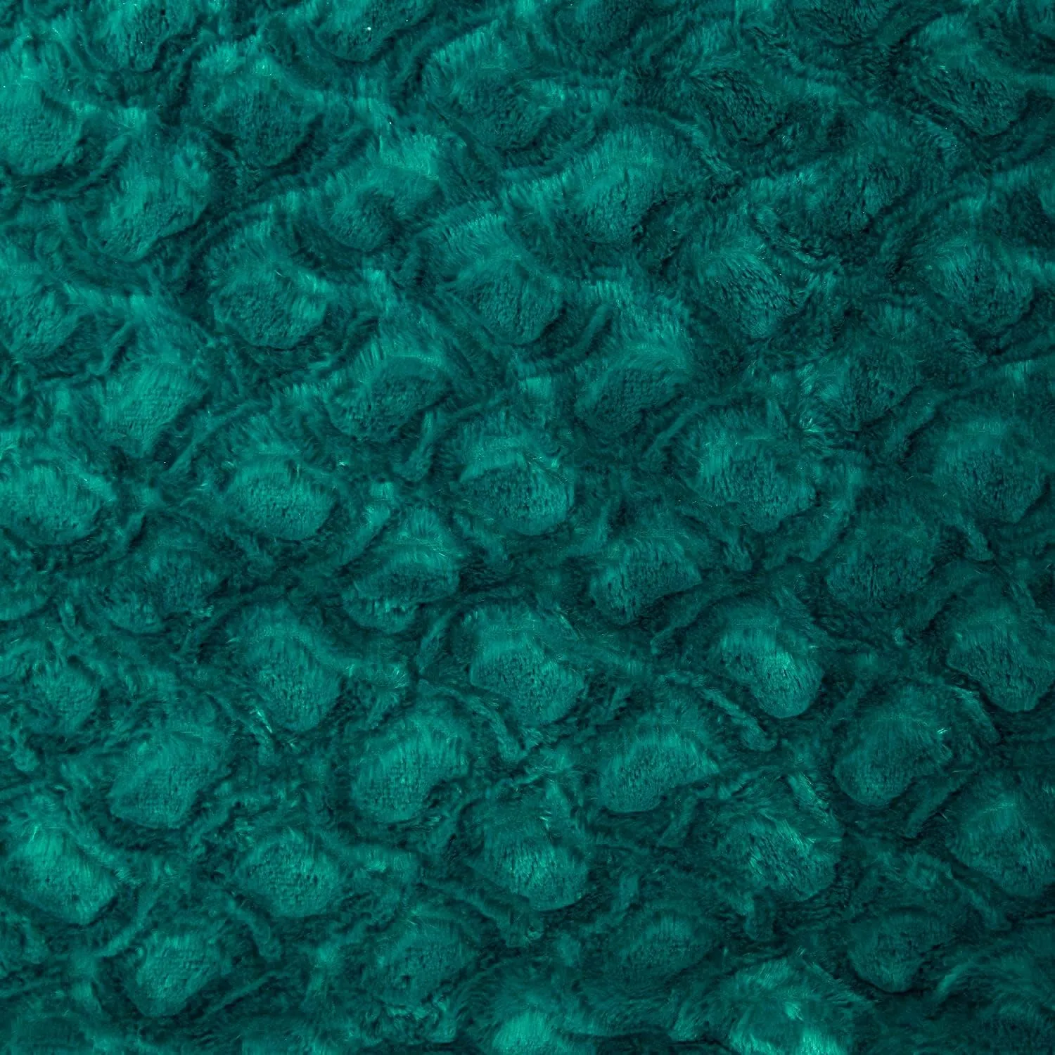 DaDa Bedding Lavish Emerald Teal Green Faux Fur Fuzzy Throw Blanket - Mermaid Scales Design White Sherpa Backside - Soft Warm Plush Bright Vibrant Jewel Tones Embossed for Bed/Couch - 50" x 60"