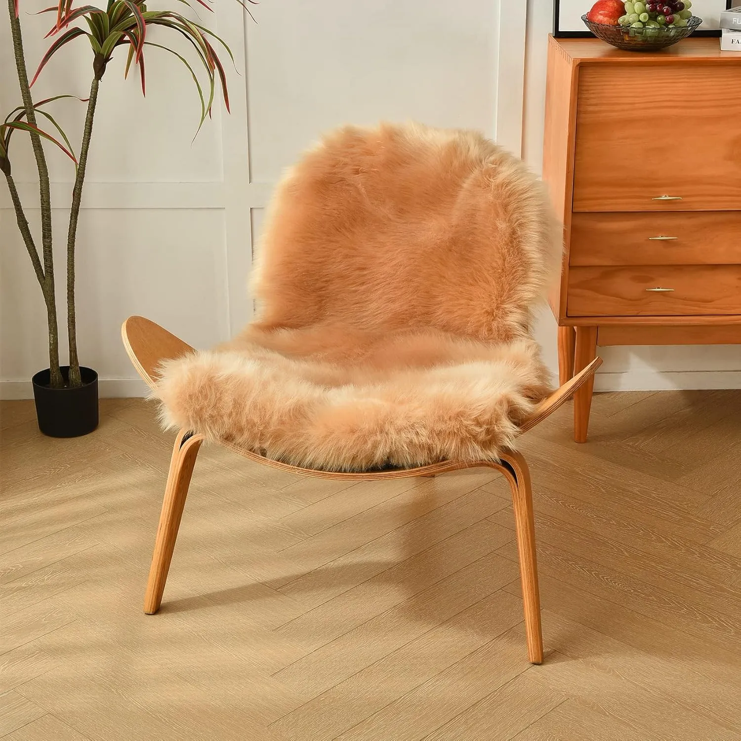 duduta Beige Sheepskin Throw Rugs 2x3 ft, Fluffy Shag Faux Fur Chair Seat Covers Washable Room Decor