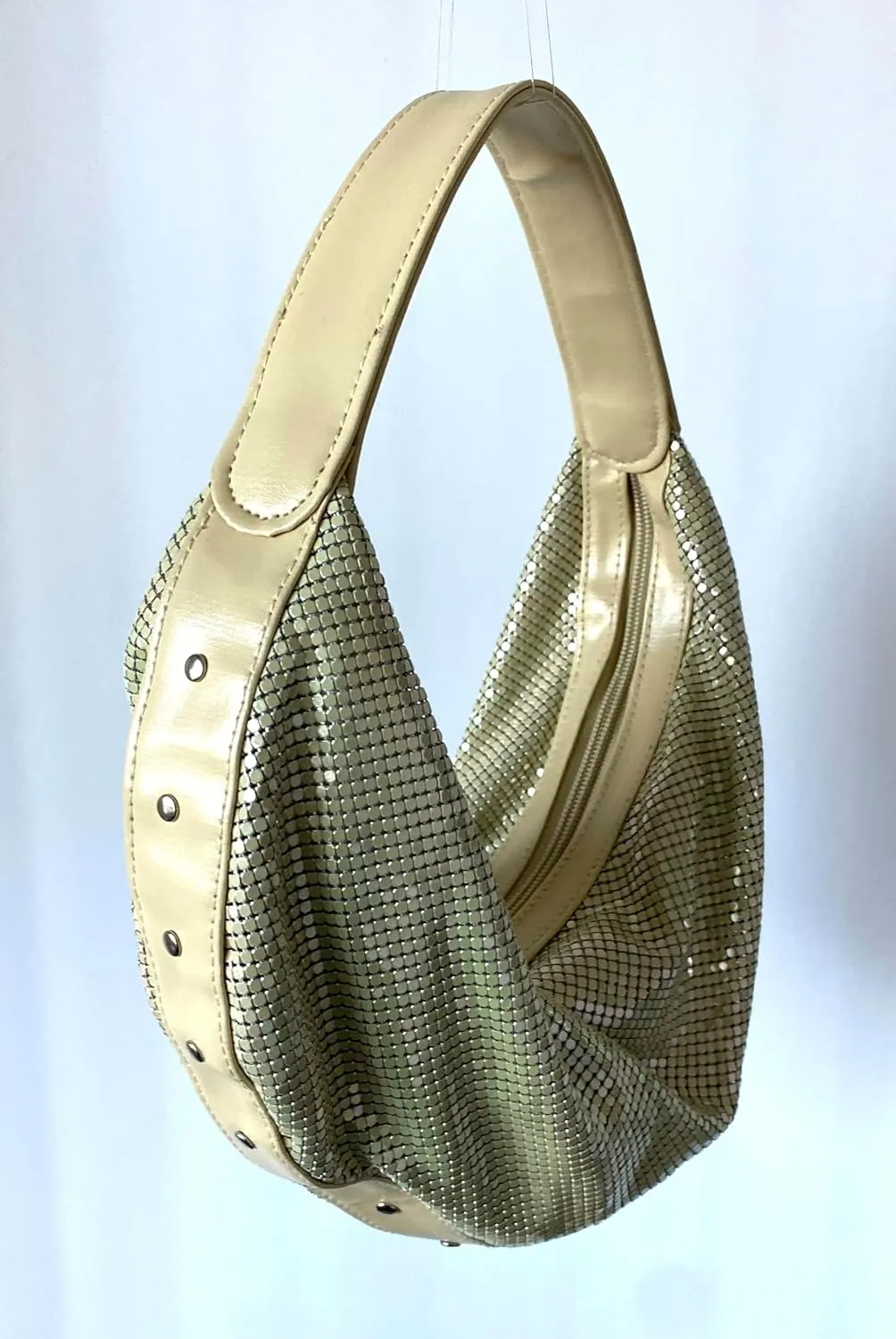 Elegant Vintage Hand Carry Evening Clutch Purse Women's Metal Mesh Hobo Bag for Cocktail Parties, Weddings, Prom & Banquets