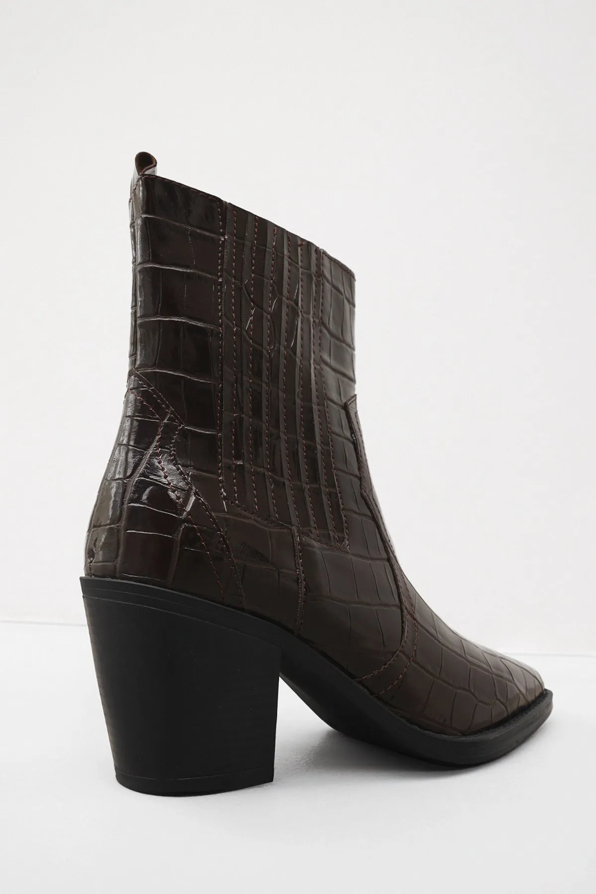 Embossed cowboy ankle boots - Women's