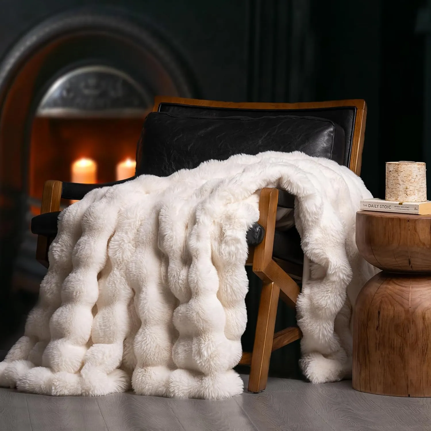 EVERGRACE Ultra Soft Luxury Fluffy Ridgeline Faux Rabbit Fur Throw Blanket, Thick Warm Bubble Throw for Bed, Cozy Plush Reversible Blankets for Couch, Chair, Sofa, Ivory White, 50x60 Inches, 870 GSM