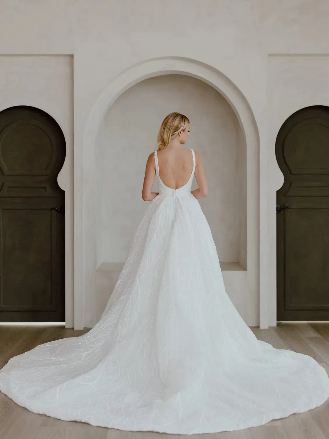 Exquisite Ball Gown Wedding Dress with Square Neckline, Delicate Straps, and Subtle Embellishments