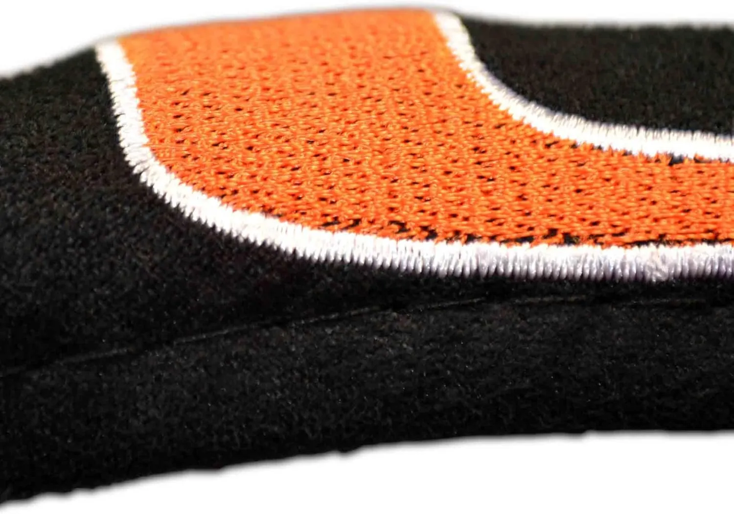 FANMATS NCAA Unisex-Adult Embroidered Steering Wheel Cover