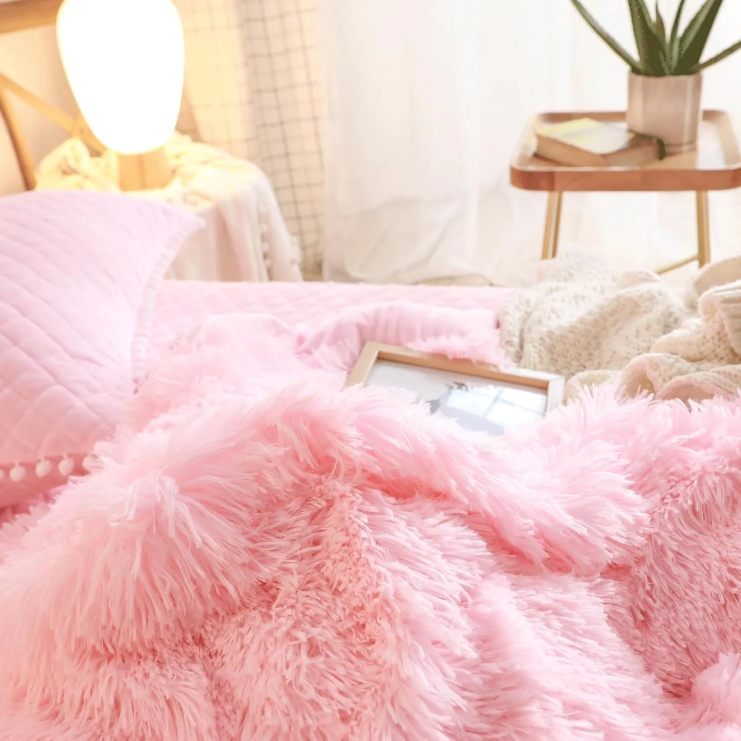 Fluffy Pink Comforter Cover Queen Set，Soft Faux Fur Furry Pink Bedding Sets 3 Pieces(1 Plush Duvet Cover  2 Shaggy Pillowcases) Fuzzy Bed Set, (Queen)