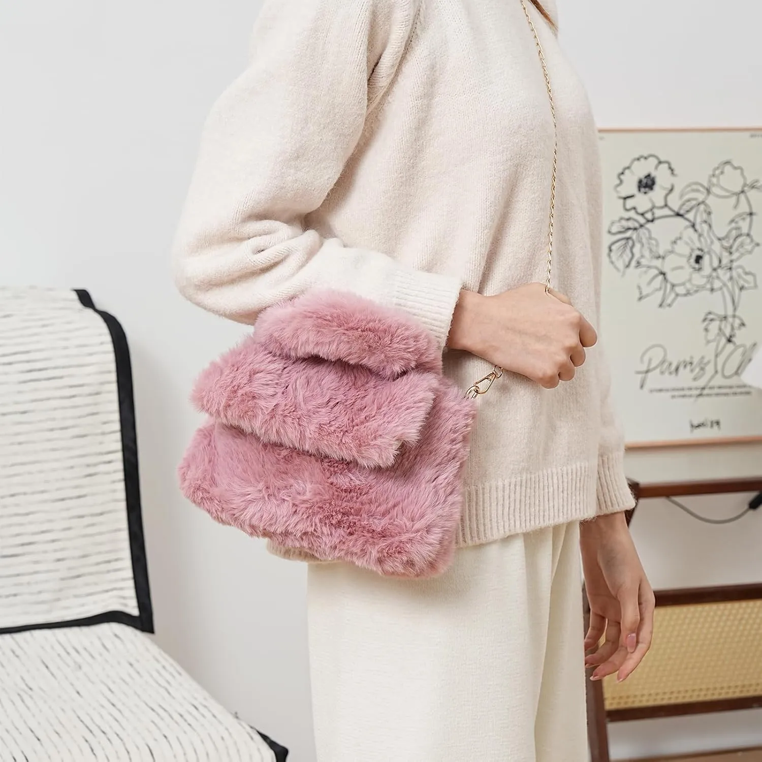 Fluffy Tote Bag for Woman Plush Shoulder Handbag Furry Faux Fur Purse for Winter