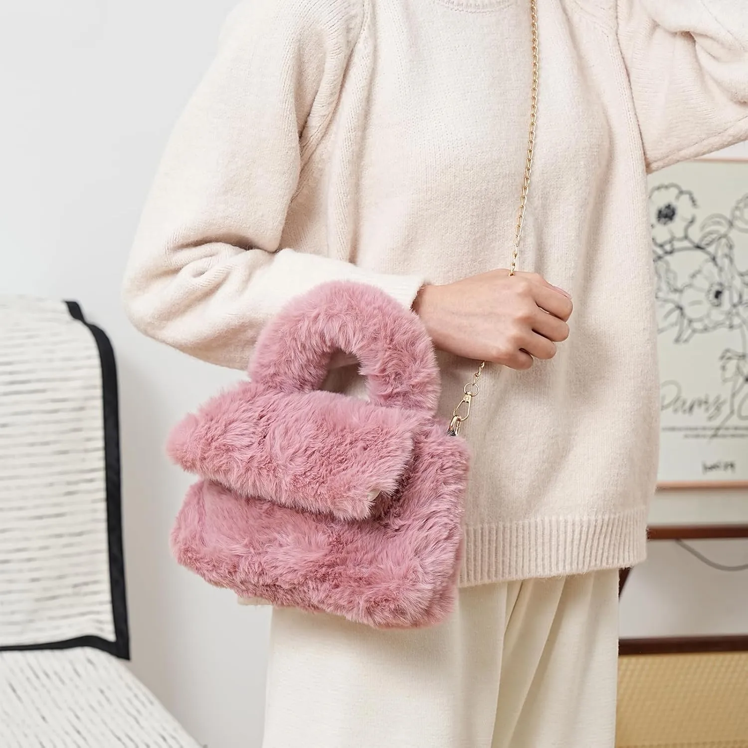 Fluffy Tote Bag for Woman Plush Shoulder Handbag Furry Faux Fur Purse for Winter