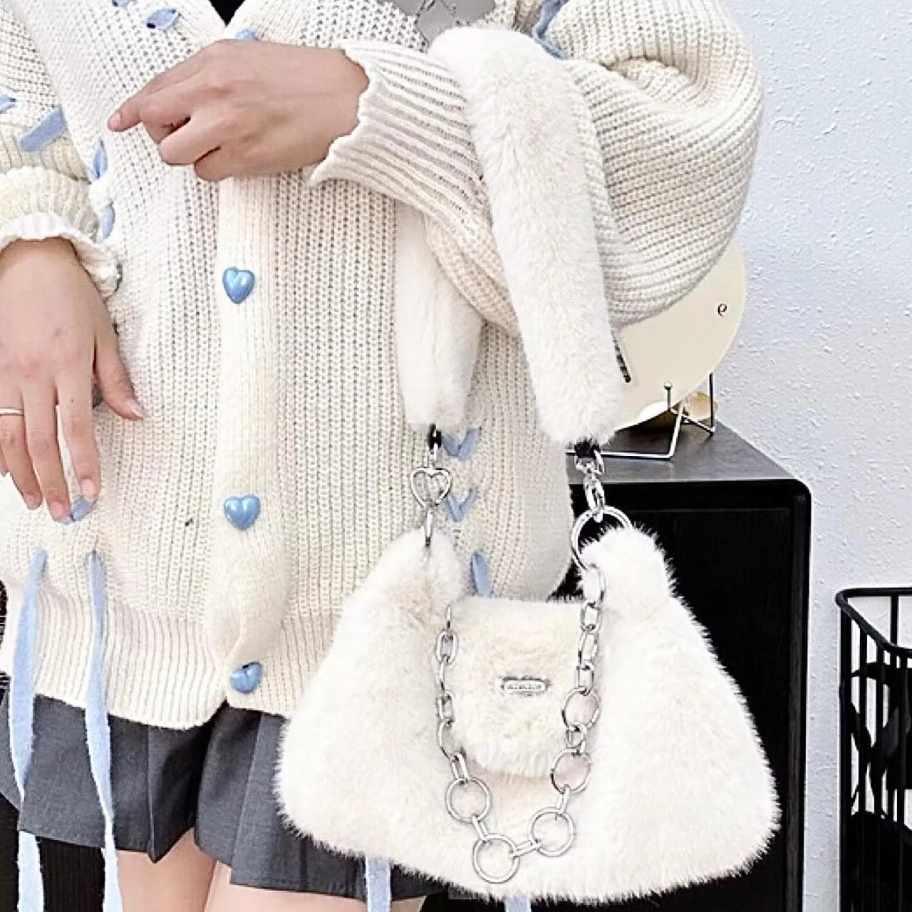 Fluffy Underarm Bag Soft Cloud Bag Cute Furry Purse Handbags with Chain Fluffy Fuzzy Shoulder Bag for Women Girls