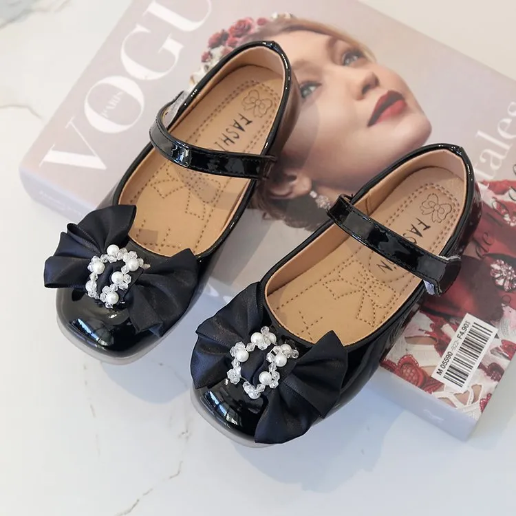 Knotted Bow Pearled Girls Shoe