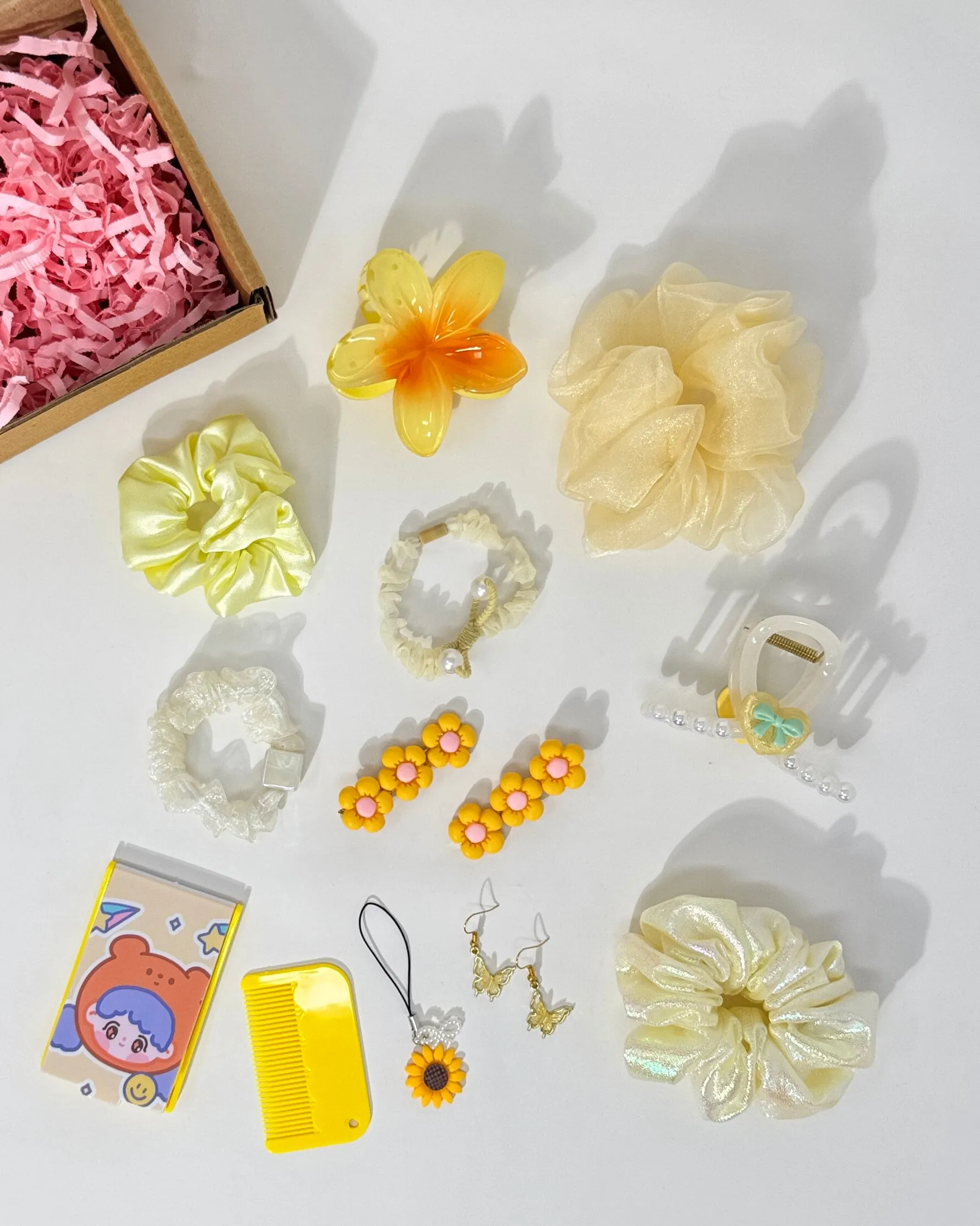Loopsie JoyBox – Yellow Edition | Yellow Gifting Hamper for Girls