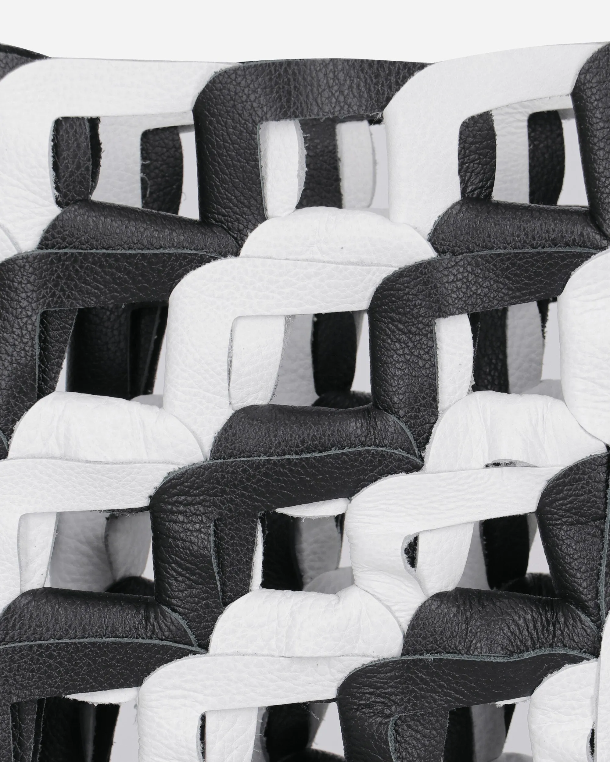 Medium Links Tote Bag Pivot