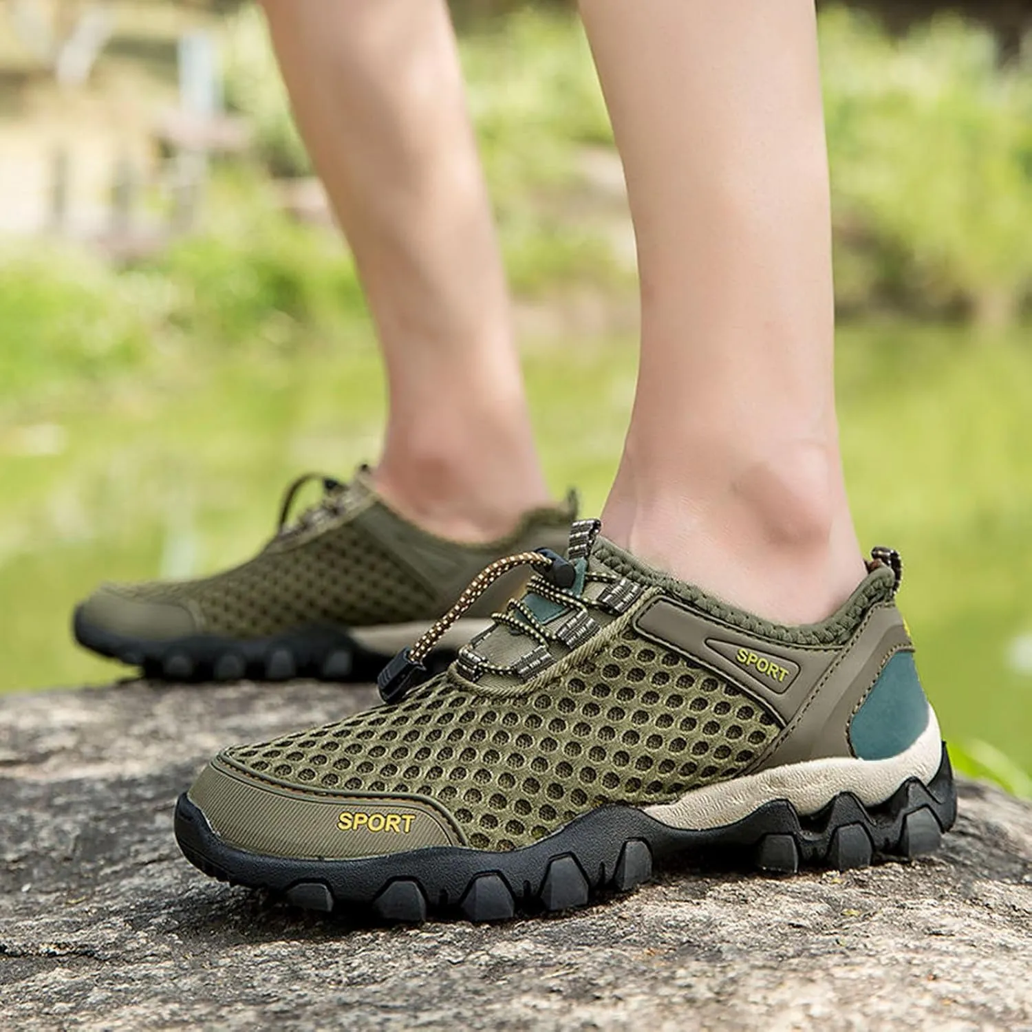 Men Summer Mesh Breathable Hiking Shoes Comfortable Walking Shoes Outdoor Travel Shoes Fashion Casual Sneaker Laces Mens