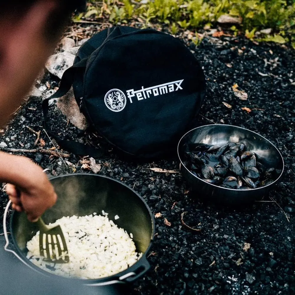 Petromax Dutch Oven Transport Bag, Safe and Reinforced Carry Tote for Taking Your Food to Parties or for Camping