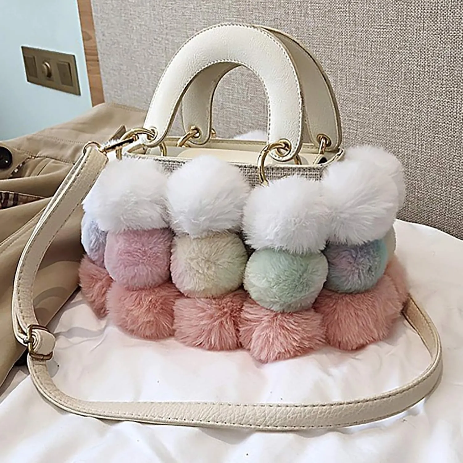 QZUnique Plush Bucket Handbag Faux Fur Drawstring Fluffy Crossbody Bag Handle Shoulder Tote Bag
