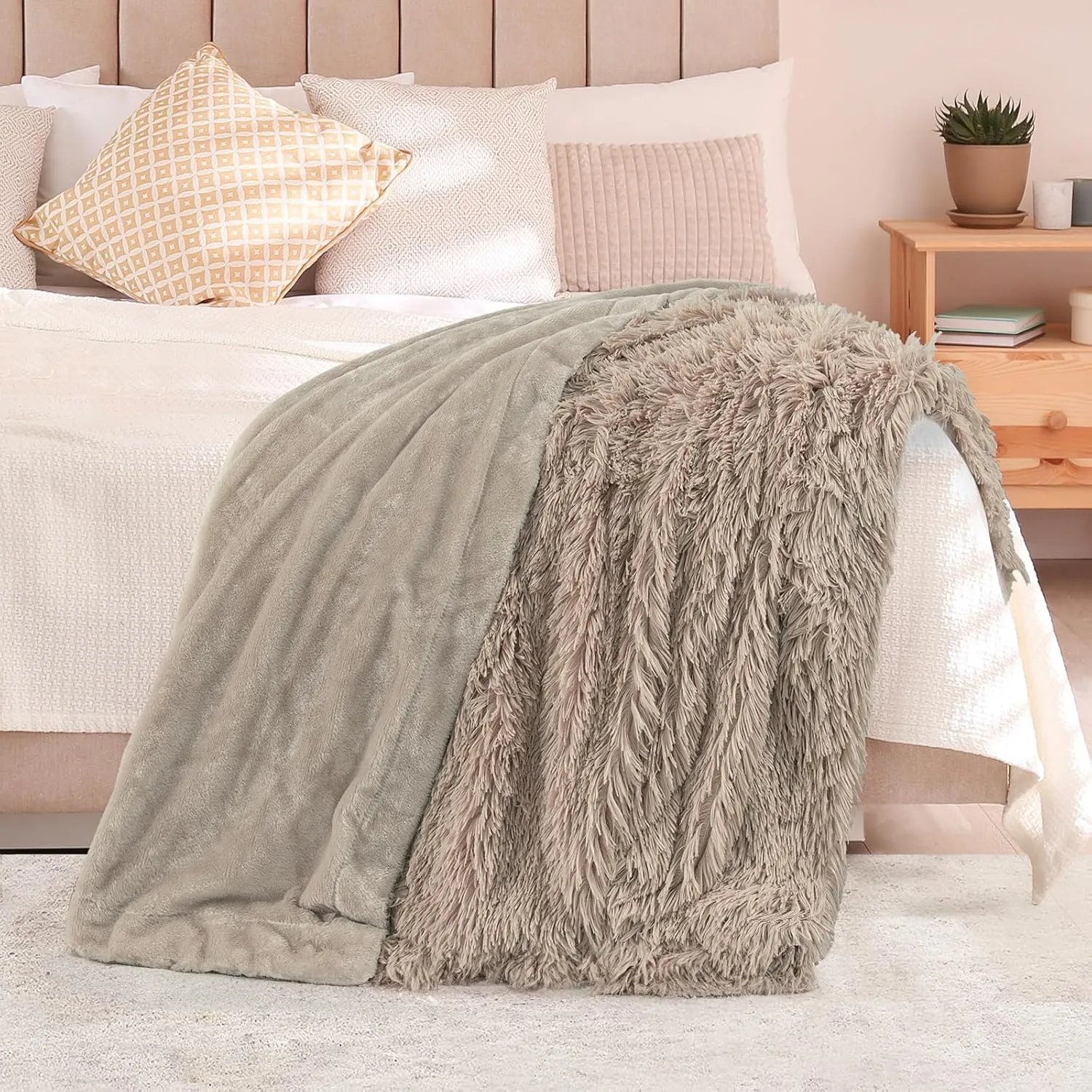 TOONOW Extra Soft Fuzzy Faux Fur Throw Blanket 50"x60", Reversible Lightweight Fluffy Cozy Plush Comfy Microfiber Fleece Decorative Shaggy Blanket for Couch Sofa Bed, Khaki