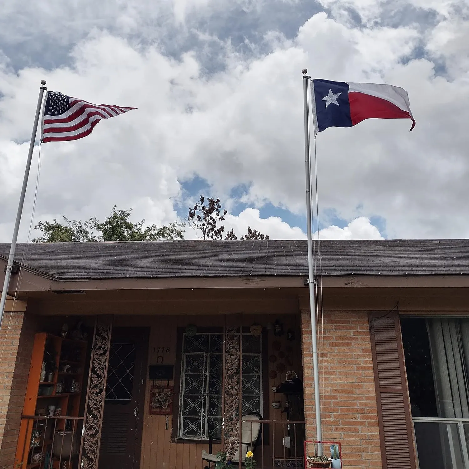 TOPFLAGS Texas Flag 6x10 Heavy Duty Outdoor TX State Flags Embroidered Star Sewn Stripes for Outside Large with 2 Brass Grommets
