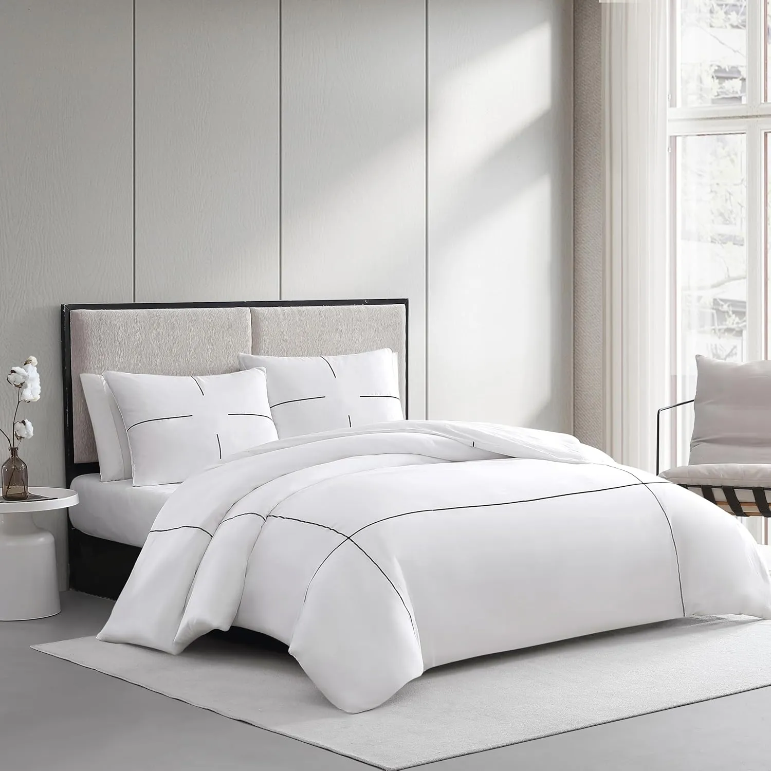 Vera Wang - King Comforter Set, Luxury Cotton Sateen Bedding Set with Matching Shams, Chic Room Essentials (Zig Zag White, King)