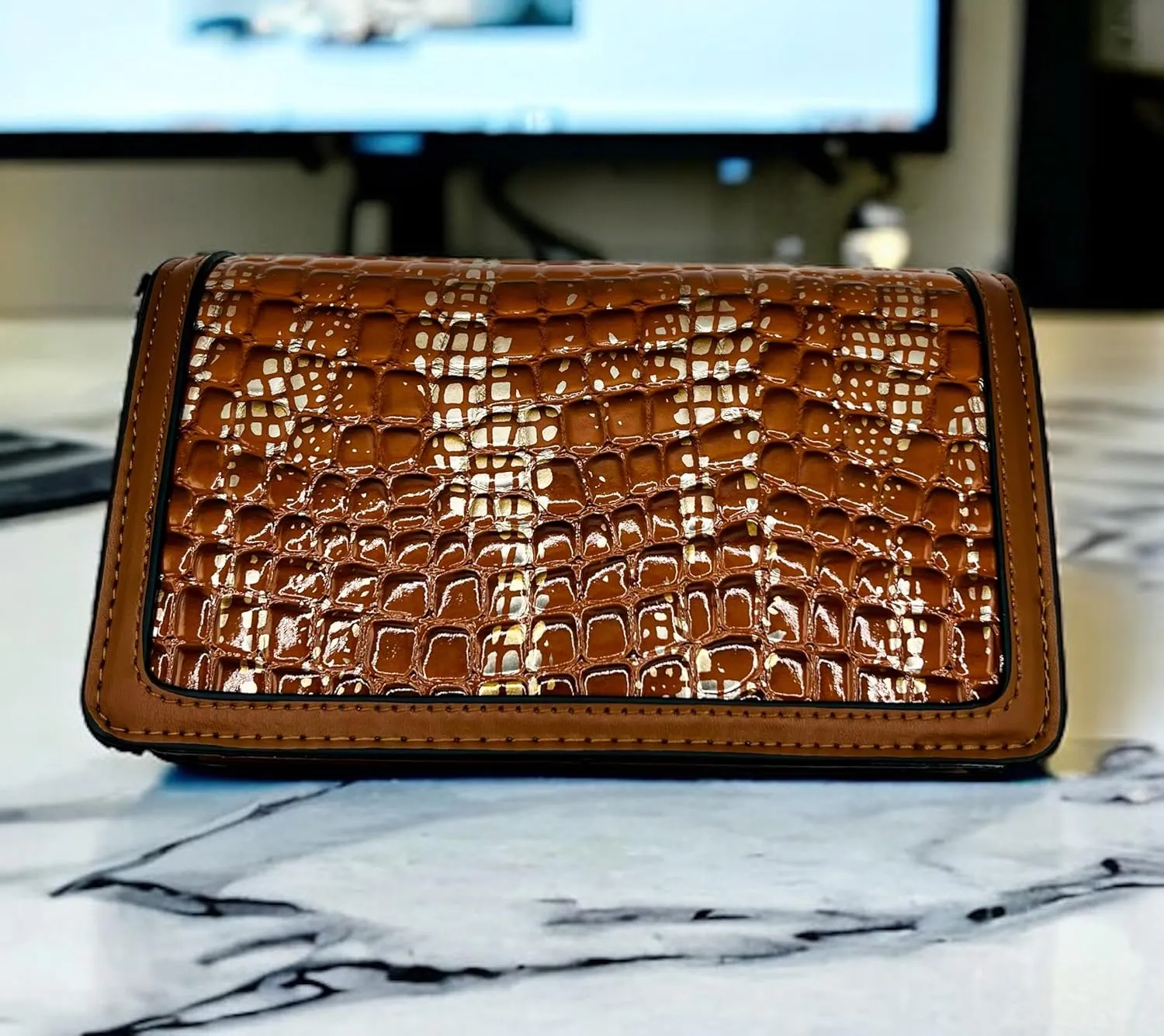 Women's Evermore Small Crossbody Bags for Women: PU Leather Stylish Shoulder Bag and Handbags - Purses for Women
