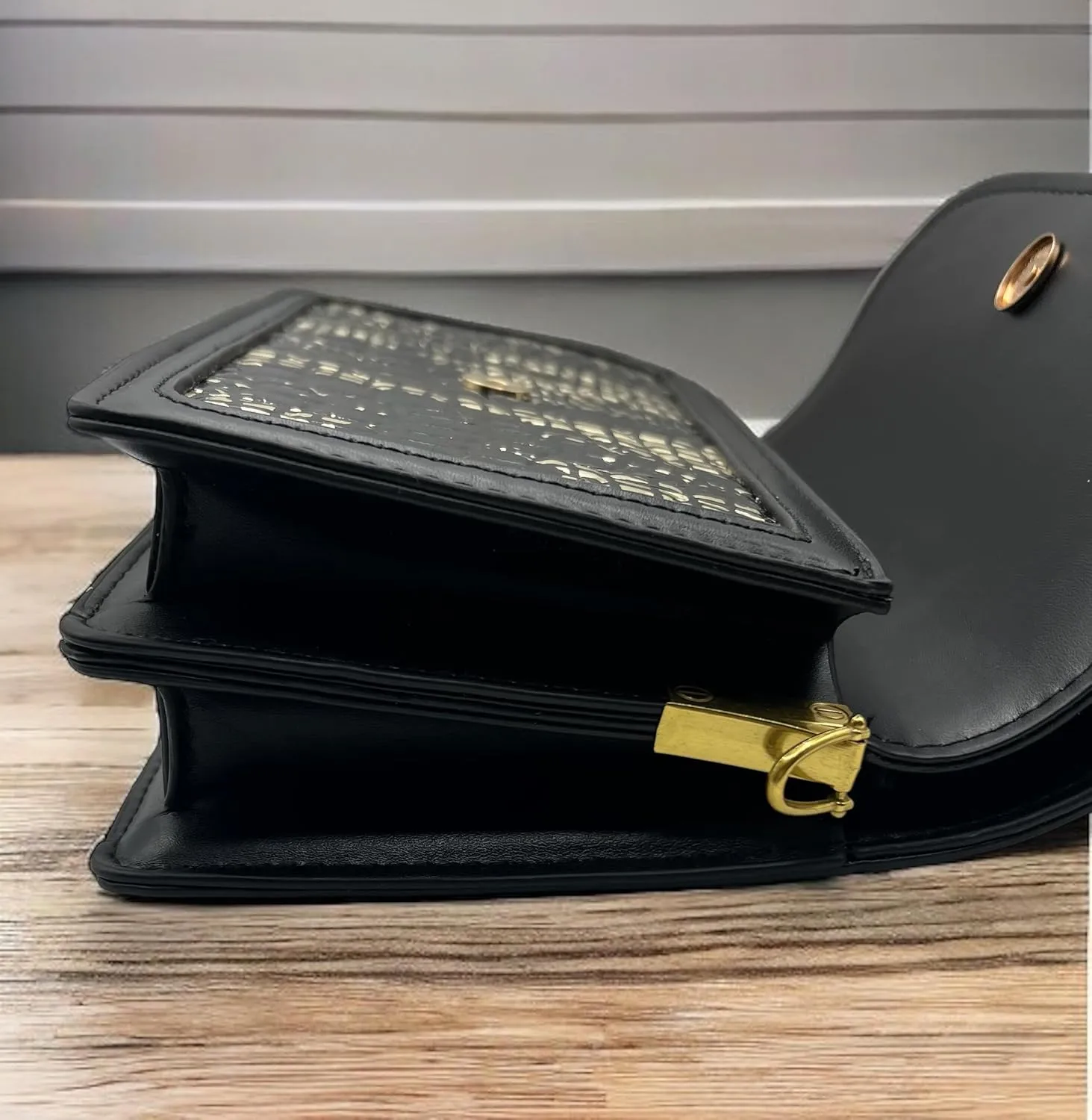 Women's Evermore Small Crossbody Bags for Women: PU Leather Stylish Shoulder Bag and Handbags - Purses for Women