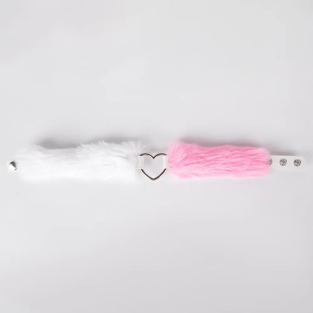ZYL Faux Fur Heart Collar
